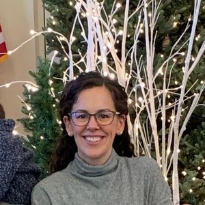 Meet your Posher, Julia